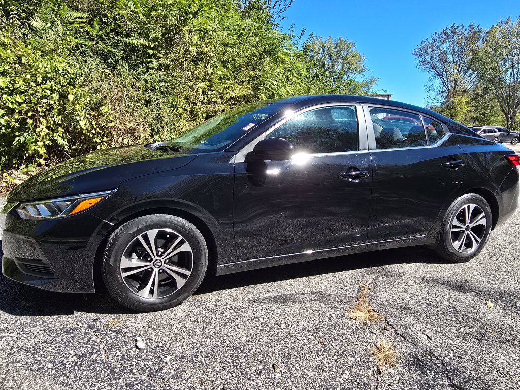 Used 2023 Nissan Sentra SV FWD image 2