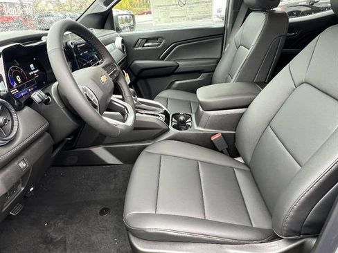 New 2026 Chevrolet Colorado LT w/ LT Convenience Package AWD/4WD image 9