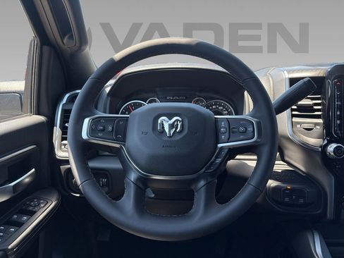 New 2026 RAM 2500 Big Horn AWD/4WD image 11