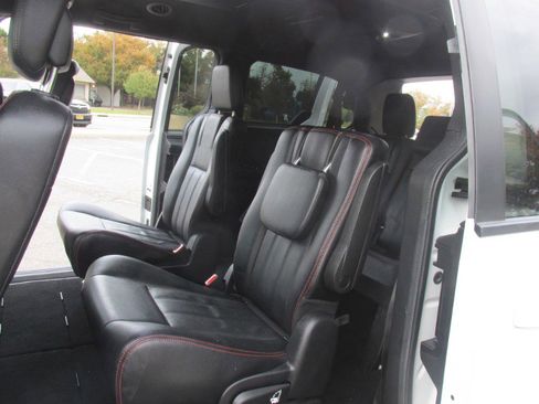 Used 2019 Dodge Grand Caravan GT FWD image 57