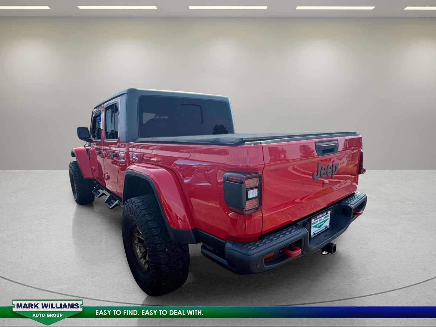 Used 2020 Jeep Gladiator Rubicon w/ LED Lighting Group AWD/4WD image 8