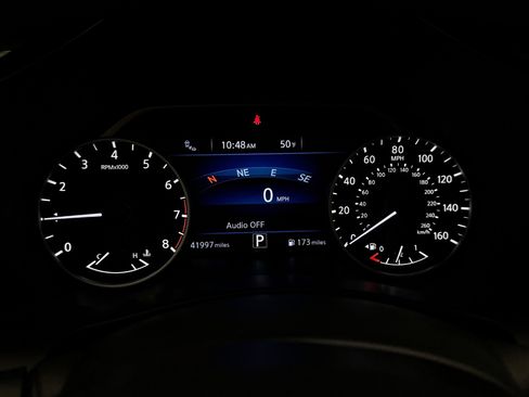 Used 2018 Nissan Murano Platinum image 13