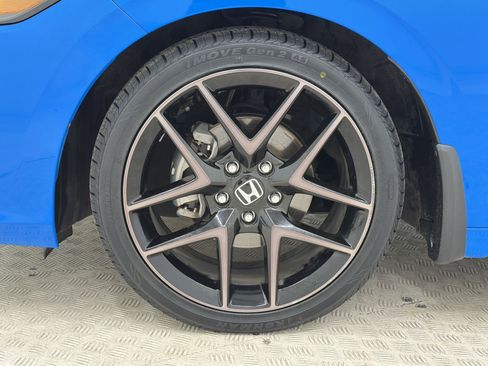 Used 2023 Honda Civic Sport Touring image 12