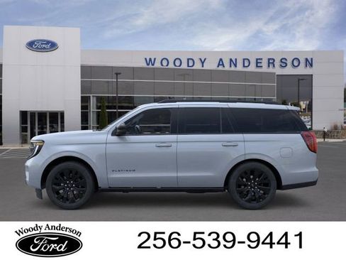 New 2025 Ford Expedition Platinum w/ Stealth Appearance Package image 3