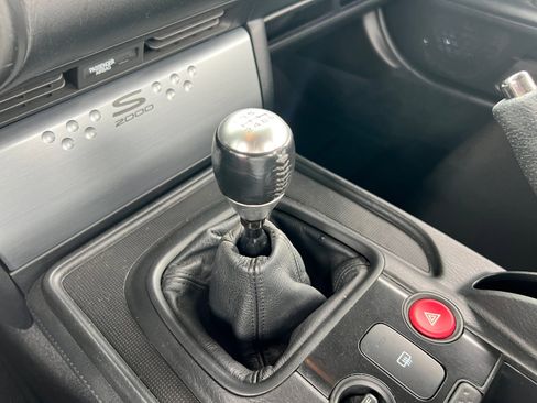 Used 2008 Honda S2000 image 16
