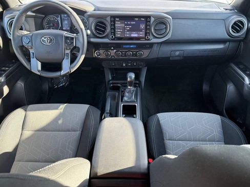Certified 2023 Toyota Tacoma TRD Off-Road AWD/4WD image 22