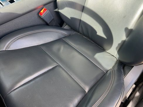 Used 2025 Lincoln Aviator Premiere w/ Equipment Group 101A image 7