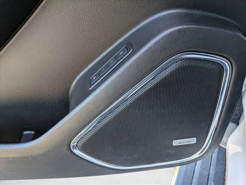 Used 2019 GMC Yukon Denali image 16