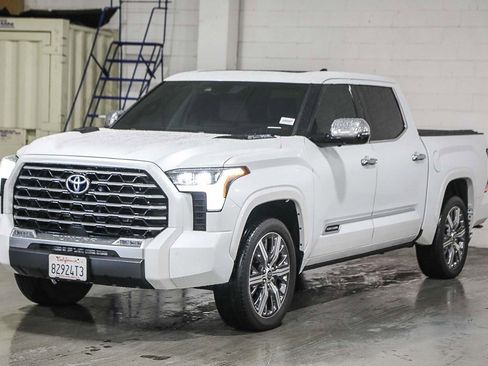 Used 2023 Toyota Tundra Capstone image 3