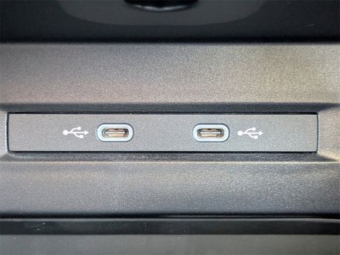 New 2026 Volkswagen Taos SE image 22