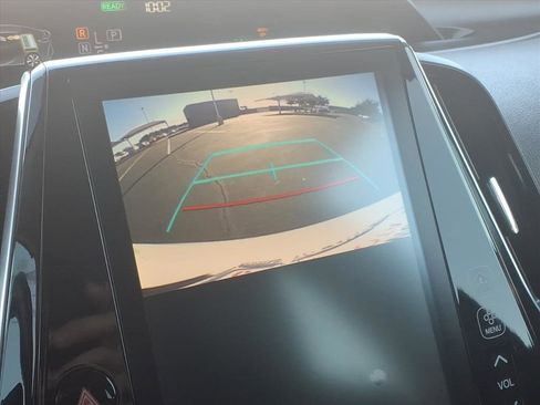 Certified 2018 Toyota Prius Prime Advanced image 21