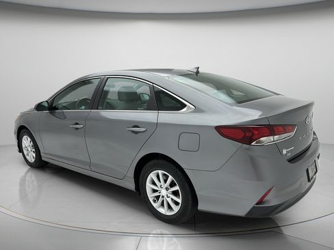 Used 2019 Hyundai Sonata SE FWD image 4