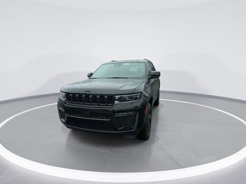 New 2026 Jeep Grand Cherokee L Limited image 3