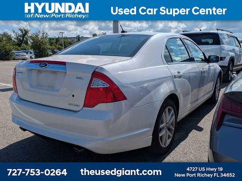 Used 2011 Ford Fusion SEL FWD image 2