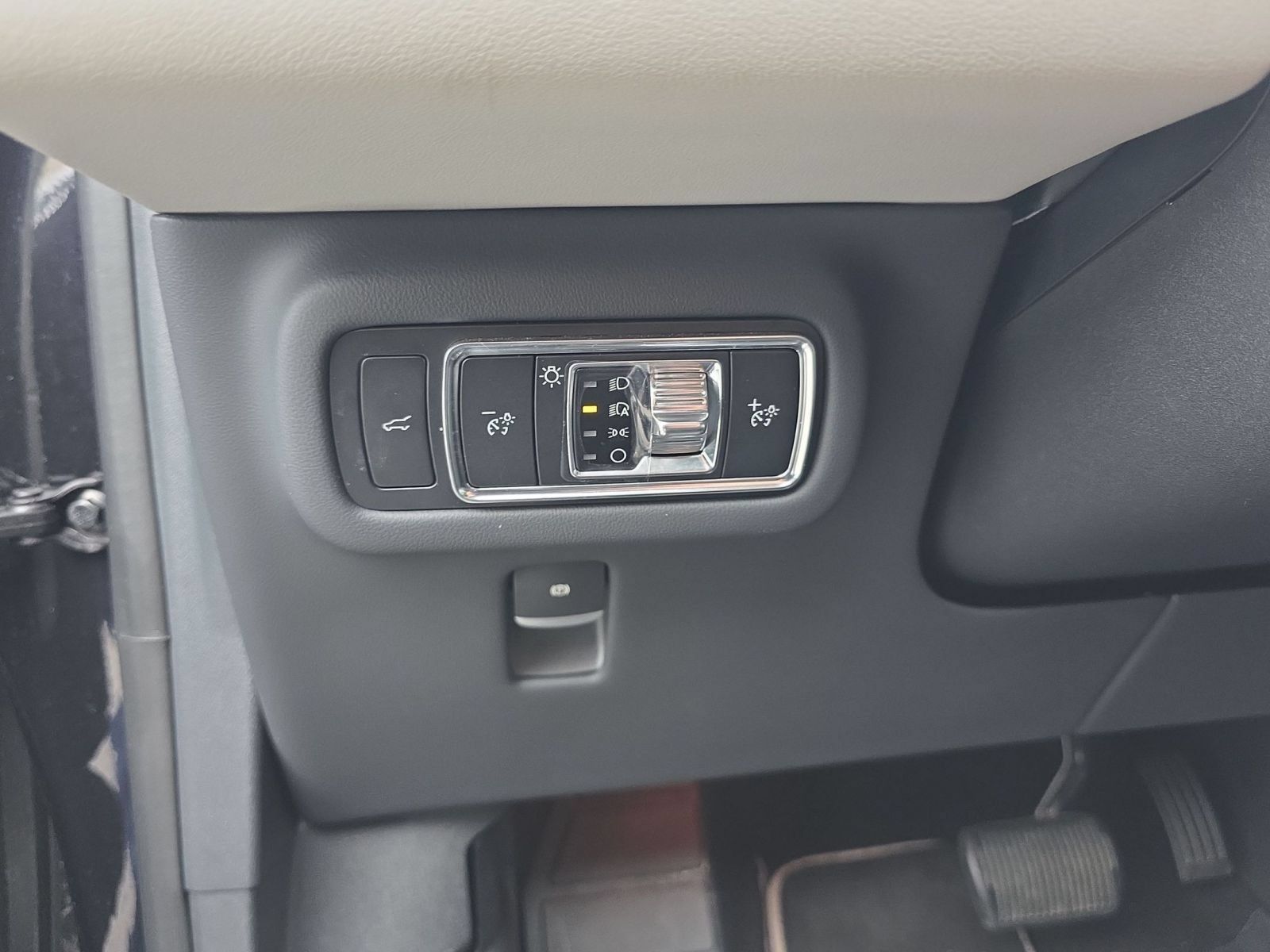 Used 2024 Lincoln Nautilus Reserve AWD/4WD image 20
