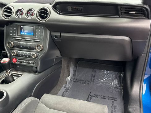 Used 2017 Ford Mustang Shelby GT350 image 28