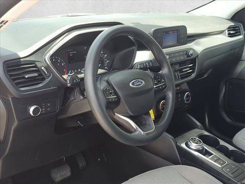 Used 2022 Ford Escape S AWD/4WD image 10