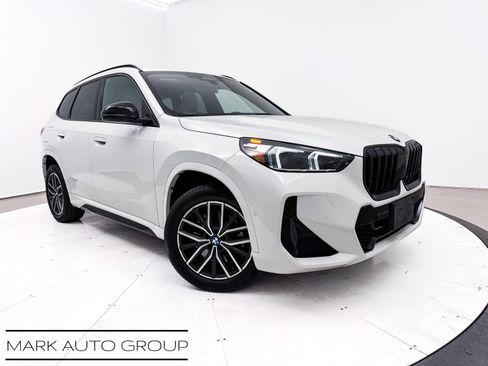 Used 2023 BMW X1 xDrive28i w/ M Sport Package image 1
