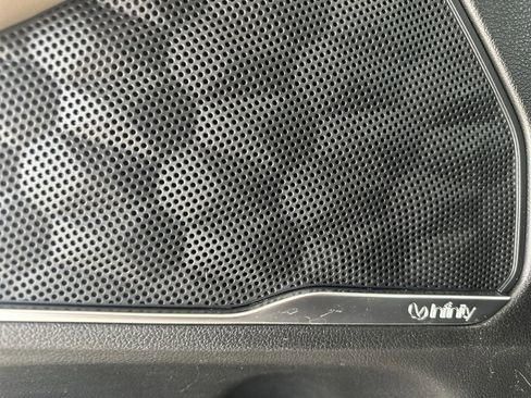 Used 2020 Hyundai Santa Fe Limited image 31