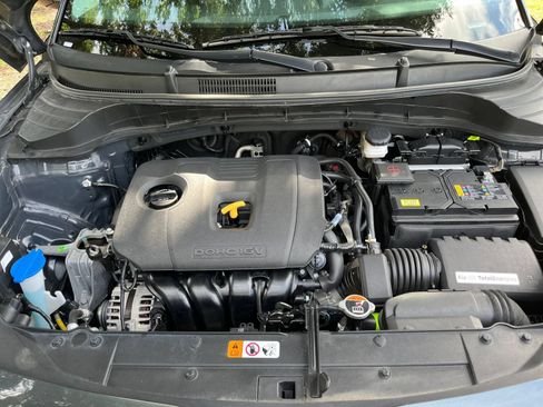 Used 2025 Kia Soul LX w/ LX Technology Package FWD image 25