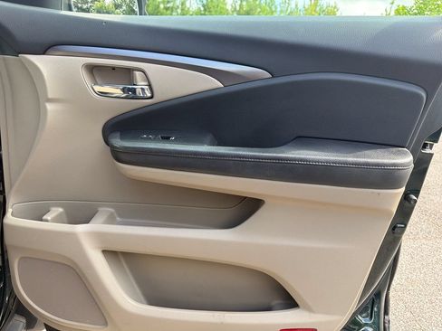 Used 2016 Honda Pilot EX image 35