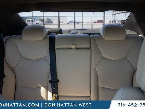 Used 2023 Cadillac CT4 Premium Luxury RWD image 27