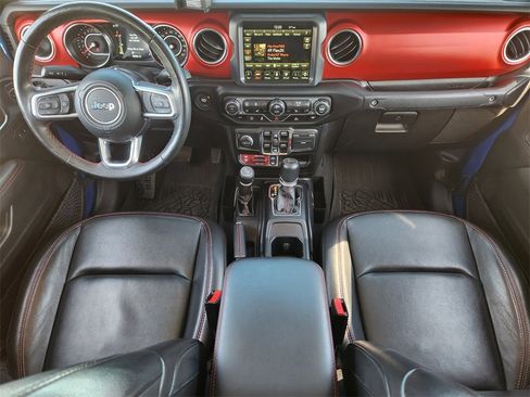 Used 2022 Jeep Gladiator Rubicon w/ Cold Weather Group image 20