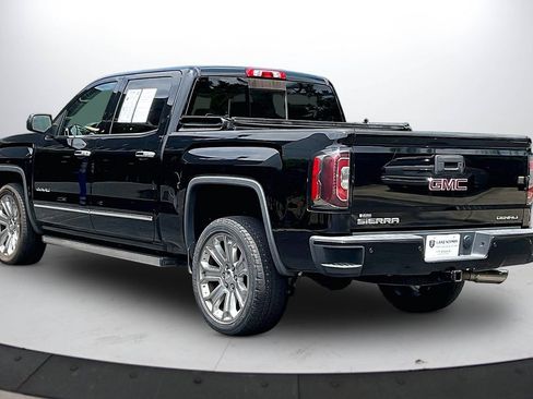 Used 2018 GMC Sierra 1500 Denali w/ Denali Ultimate Package AWD/4WD image 7