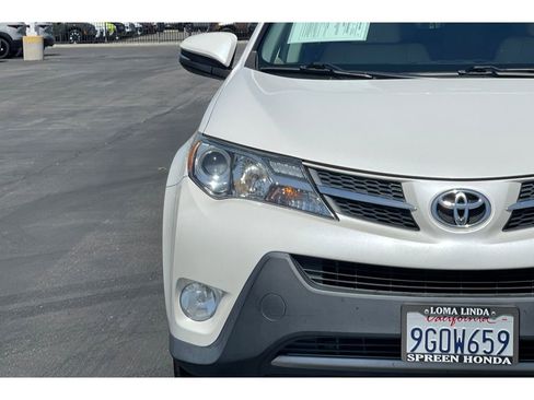 Used 2013 Toyota RAV4 Limited FWD image 18
