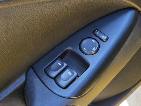 Used 2007 Chevrolet Corvette Coupe RWD image 11