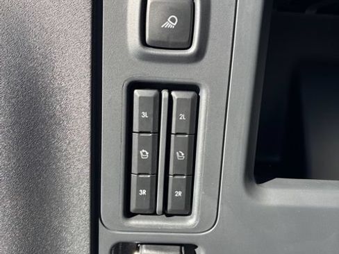 New 2026 Lincoln Navigator L Reserve w/ Jet Appearance Package AWD/4WD image 21