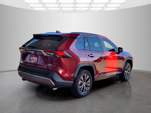 Used 2025 Toyota RAV4 Limited w/ Advanced Technology Package AWD/4WD image 5