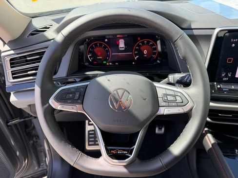 New 2026 Volkswagen Atlas Peak Edition AWD/4WD image 24