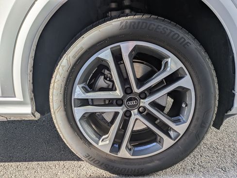 Certified 2025 Audi Q5 Premium Plus w/ Premium Plus AWD/4WD image 30