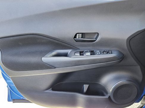 Used 2024 Nissan Kicks S image 16