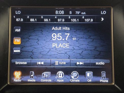 Used 2017 Jeep Grand Cherokee Laredo w/ Quick Order Package 2BE RWD image 25