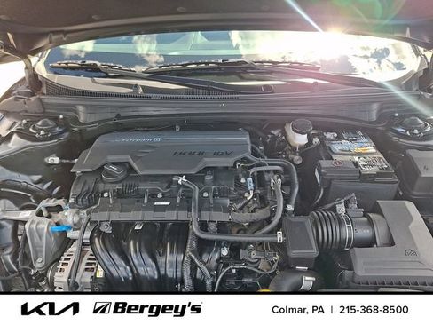 Certified 2025 Kia K4 GT-Line Turbo FWD image 31
