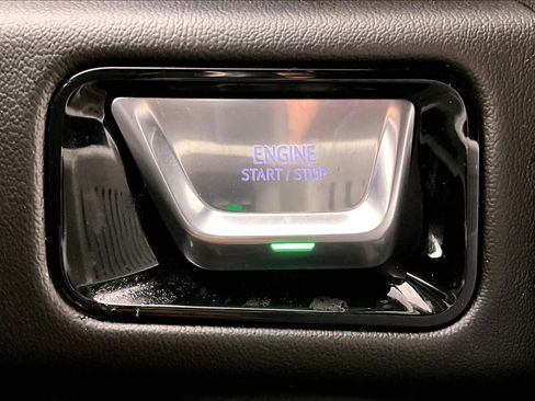 Certified 2025 GMC Yukon Denali AWD/4WD image 34