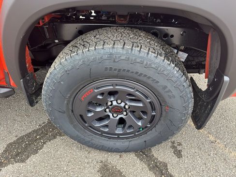 New 2026 Nissan Frontier PRO-4X w/ Pro-4x Convenience Package image 24