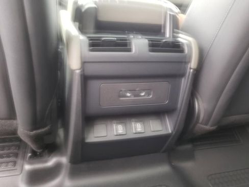 New 2026 Land Rover Defender 110 S image 14