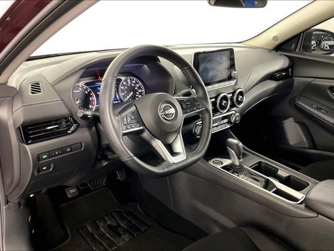 Used 2025 Nissan Sentra SV w/ All-Weather Package FWD image 18