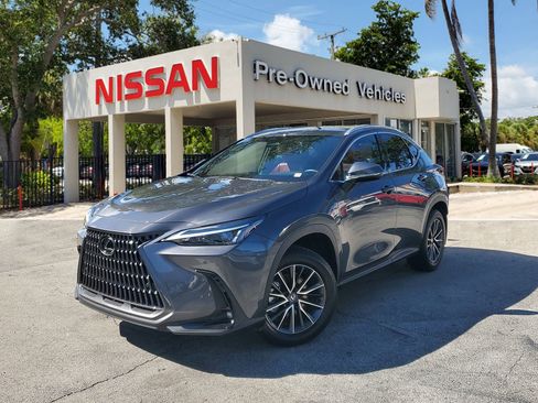 Used 2025 Lexus NX 250 NX 250 Premium image 1