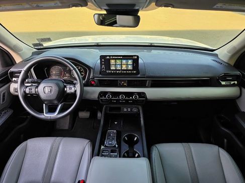 Used 2025 Honda Pilot EX-L image 30