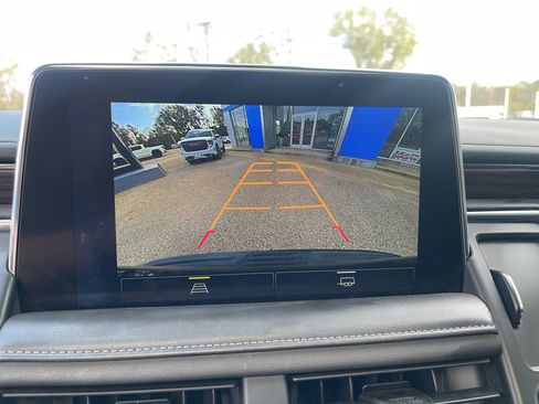 Used 2023 Chevrolet Tahoe Z71 image 15