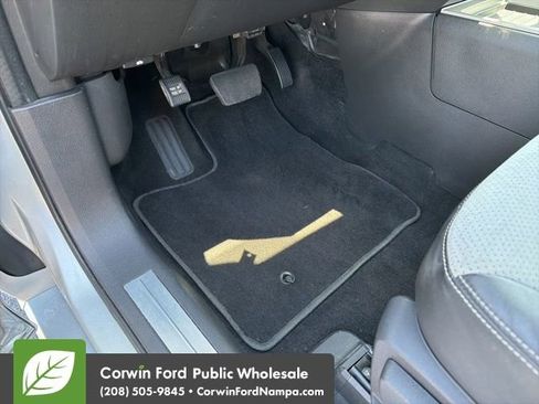 Used 2009 Ford Edge Sport image 25