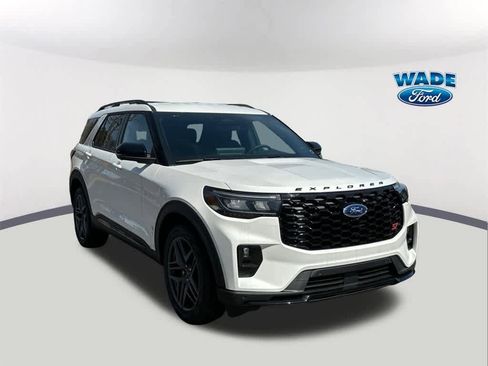 New 2025 Ford Explorer ST image 3