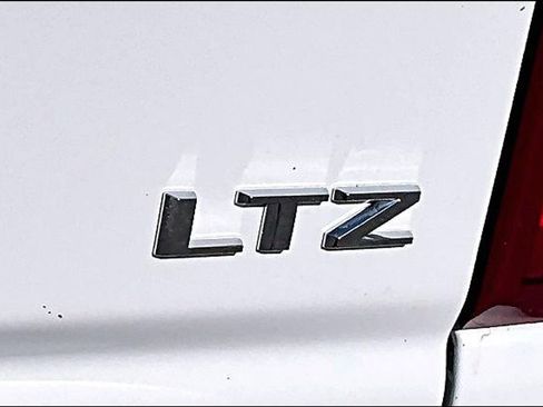 Used 2021 Chevrolet Silverado 2500 LTZ w/ LTZ Premium Package image 24