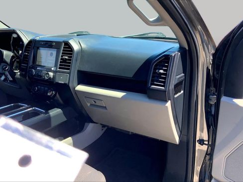 Used 2017 Ford F150 XL w/ Equipment Group 101A Mid RWD image 17