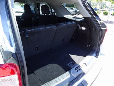 Used 2021 Ford Explorer Limited w/ Equipment Group 301A image 32