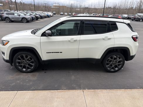 Used 2021 Jeep Compass Latitude AWD/4WD image 5